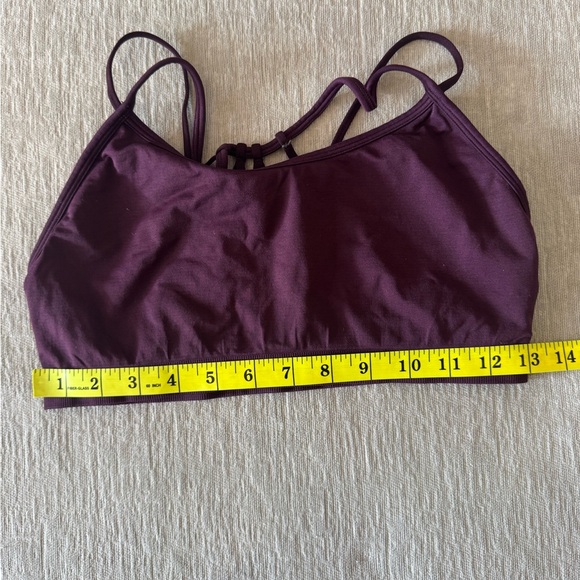 Fabletics Dash Seamless Sports Bra • Strappy Back • Medium • Purple Athletic - Picture 6 of 7